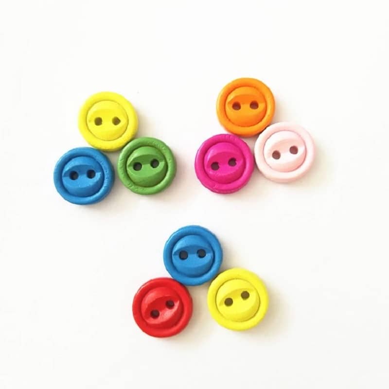Butang resin bermata bulat
